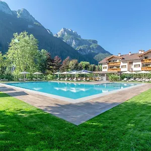 Hotel La Maison Wellness & ****